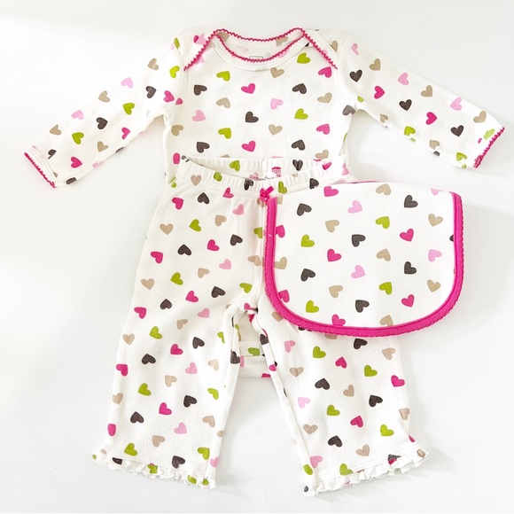 Bundle of 3 Long Sleeve Onesies and Matching Bibs-6 months - Picture 3 of 4